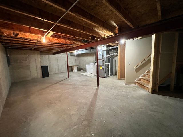 142 Mountain Laurel Court, Romeoville, IL 60446