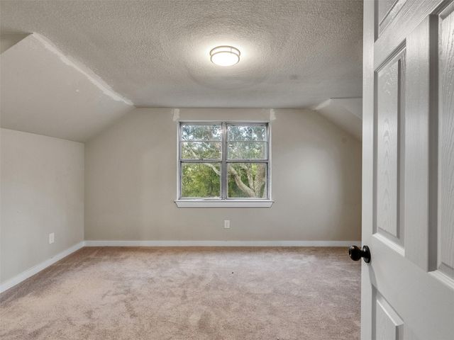 3709 Kettering Avenue, Bay City, TX 77414