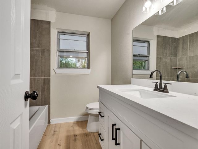 3709 Kettering Avenue, Bay City, TX 77414