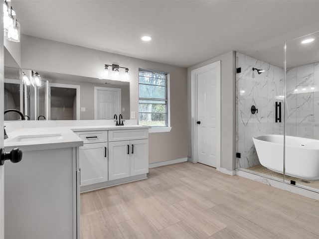 3709 Kettering Avenue, Bay City, TX 77414