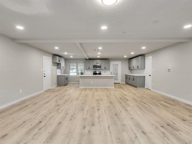 3709 Kettering Avenue, Bay City, TX 77414