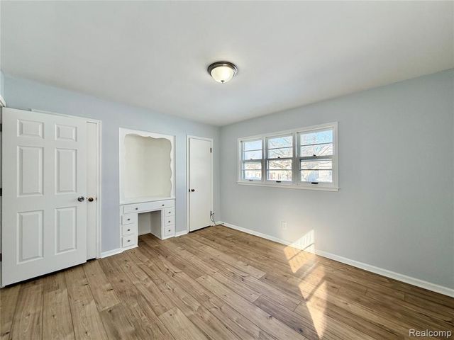 3709 Brentwood Drive, Flint, MI 48503