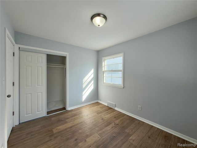 3709 Brentwood Drive, Flint, MI 48503