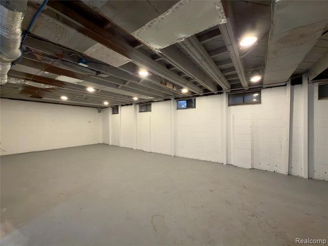 3709 Brentwood Drive, Flint, MI 48503