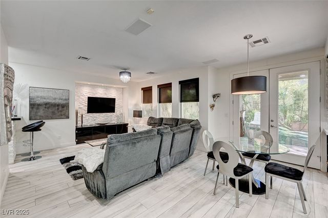 3555 Shelome Court, Las Vegas, NV 89121