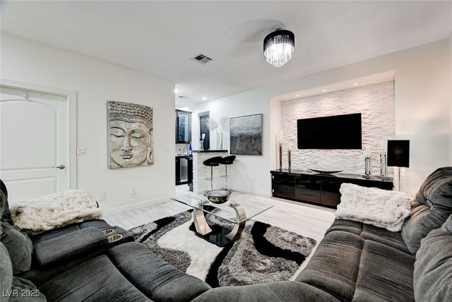 3555 Shelome Court, Las Vegas, NV 89121