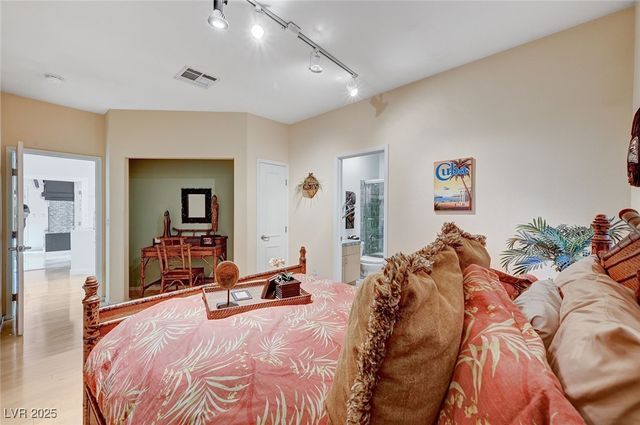 3555 Shelome Court, Las Vegas, NV 89121