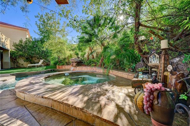 3555 Shelome Court, Las Vegas, NV 89121