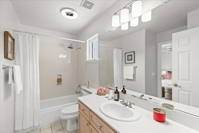 4242 Pinehurst Cir, Stockton, CA 95219
