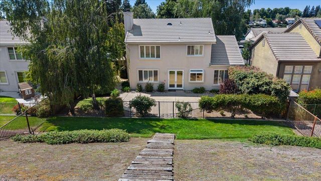 4242 Pinehurst Cir, Stockton, CA 95219