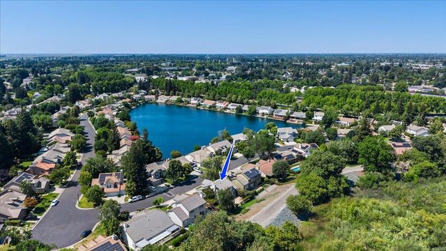 4242 Pinehurst Cir, Stockton, CA 95219