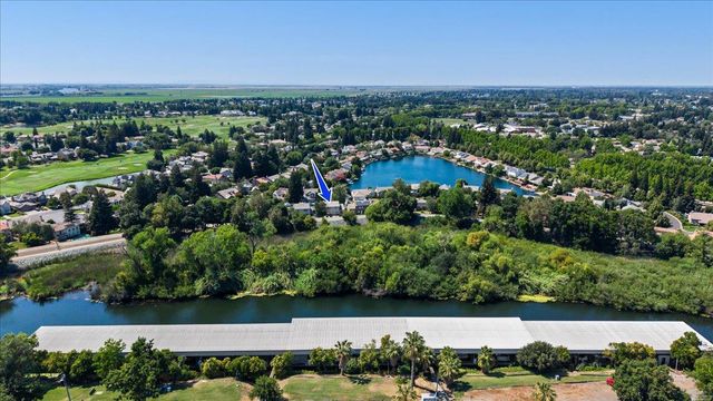 4242 Pinehurst Cir, Stockton, CA 95219