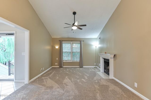 749 Yorkwood Pl, Louisville, KY 40223