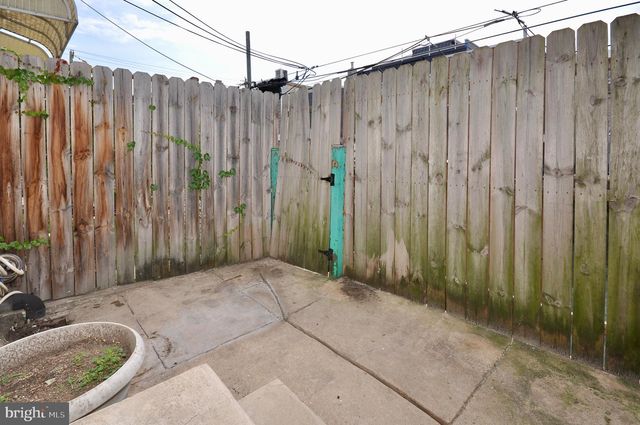 3243 GAUL ST, Philadelphia, PA 19134