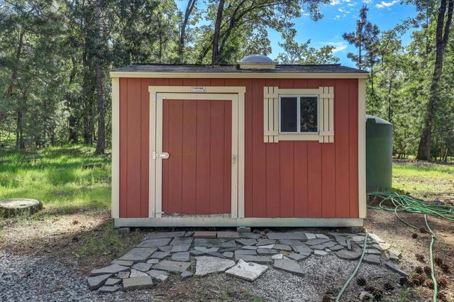 18319 Goa Way, Nevada City, CA 95959