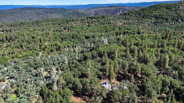 18319 Goa Way, Nevada City, CA 95959