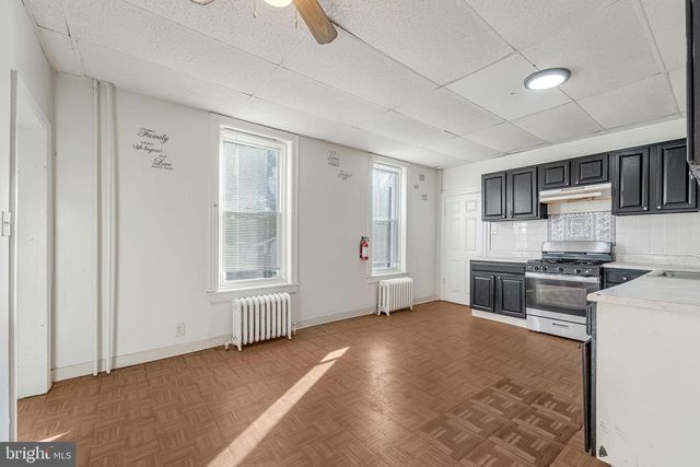 424 WHITE HORSE PIKE, Collingswood, NJ 08107