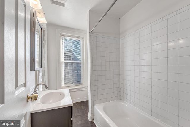 424 WHITE HORSE PIKE, Collingswood, NJ 08107