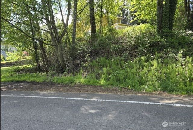 5311 Slade Way, Tukwila, WA 98168