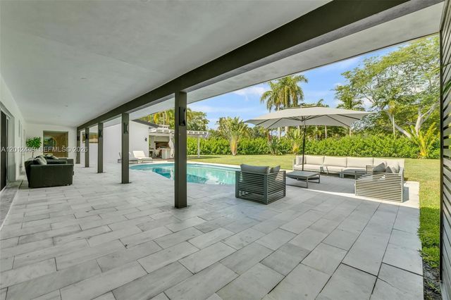 6200 SW 118th St, Pinecrest, FL 33156