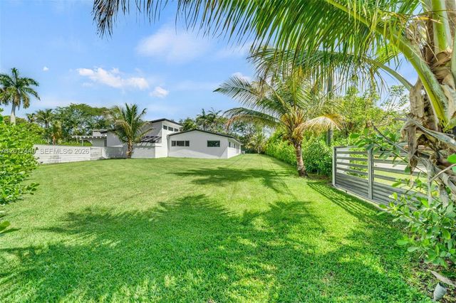 6200 SW 118th St, Pinecrest, FL 33156