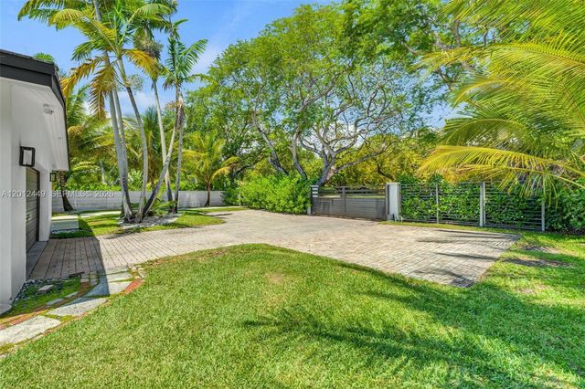 6200 SW 118th St, Pinecrest, FL 33156