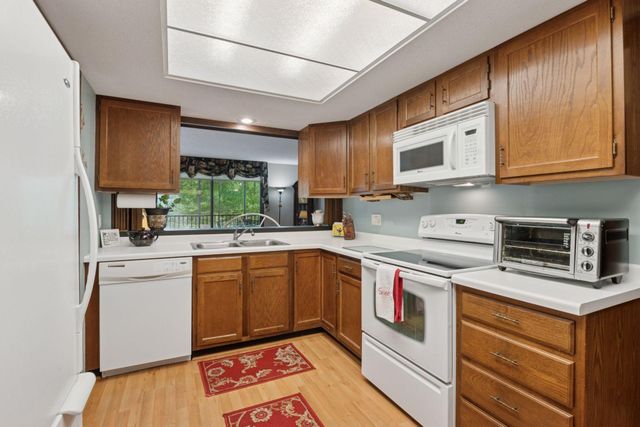 9600 Portland Avenue S 109, Bloomington, MN 55420