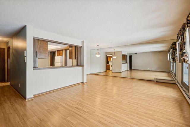 9600 Portland Avenue S 109, Bloomington, MN 55420