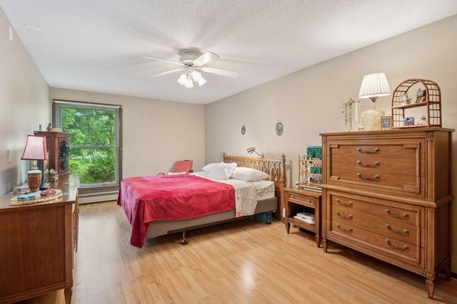 9600 Portland Avenue S 109, Bloomington, MN 55420