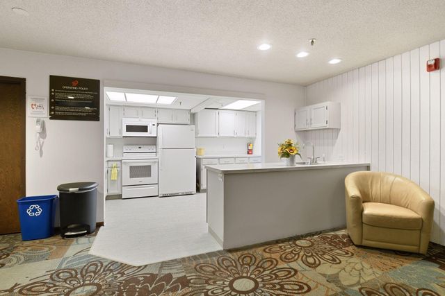 9600 Portland Avenue S 109, Bloomington, MN 55420