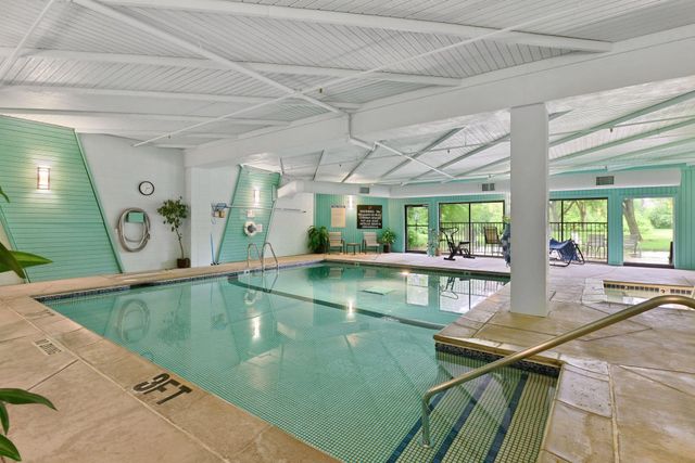 9600 Portland Avenue S 109, Bloomington, MN 55420