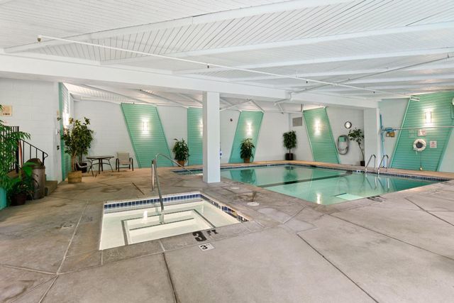 9600 Portland Avenue S 109, Bloomington, MN 55420