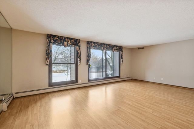 9600 Portland Avenue S 109, Bloomington, MN 55420