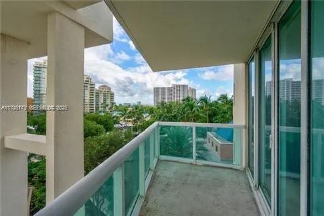 3370 Hidden Bay Drive 610, Aventura, FL 33180
