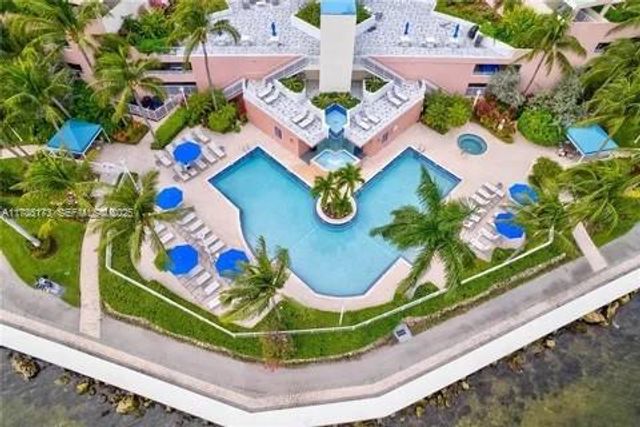 3370 Hidden Bay Drive 610, Aventura, FL 33180