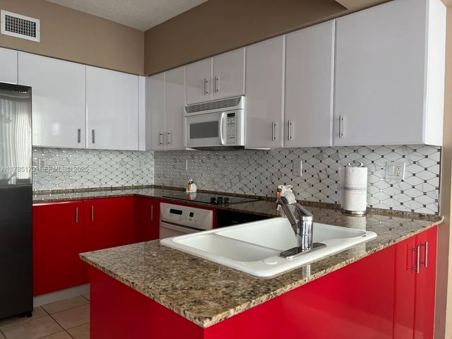 3370 Hidden Bay Drive 610, Aventura, FL 33180