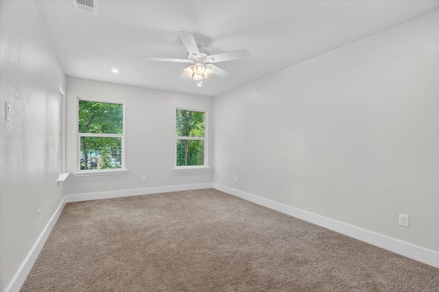4828 Staples Avenue, Fort Worth, TX 76133