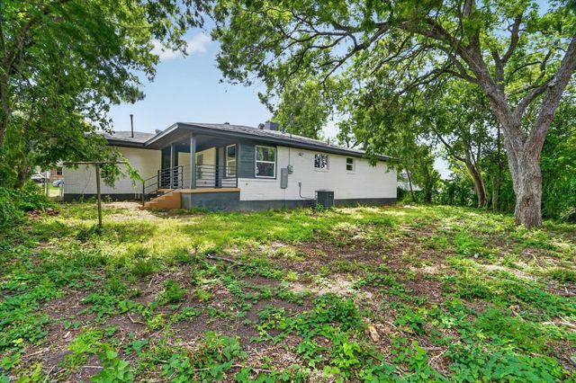 4828 Staples Avenue, Fort Worth, TX 76133