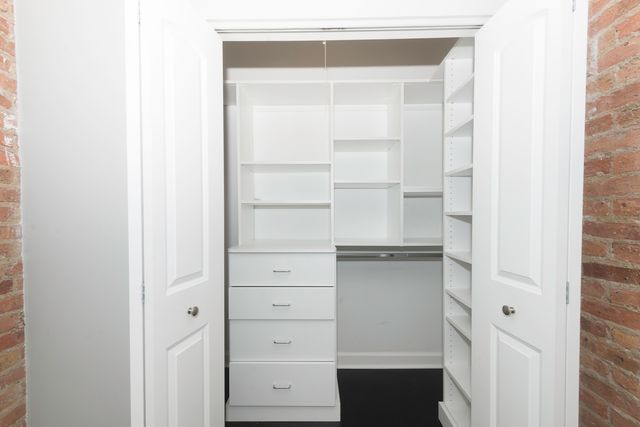 520 W HURON Street 204, Chicago, IL 60654