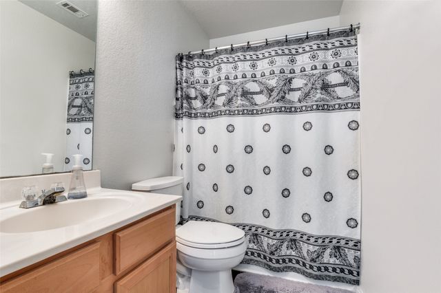 219 Garden Valley Lane, Red Oak, TX 75154