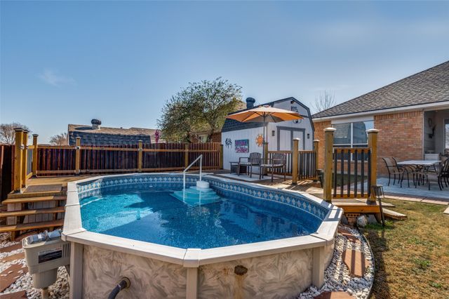 219 Garden Valley Lane, Red Oak, TX 75154