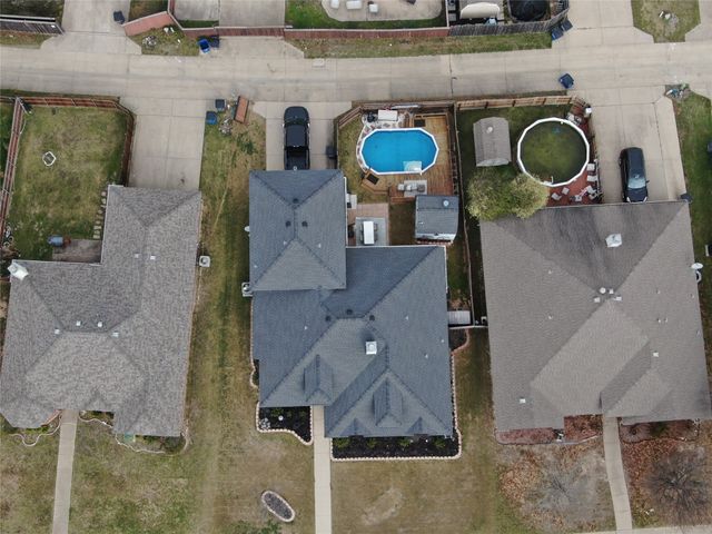 219 Garden Valley Lane, Red Oak, TX 75154