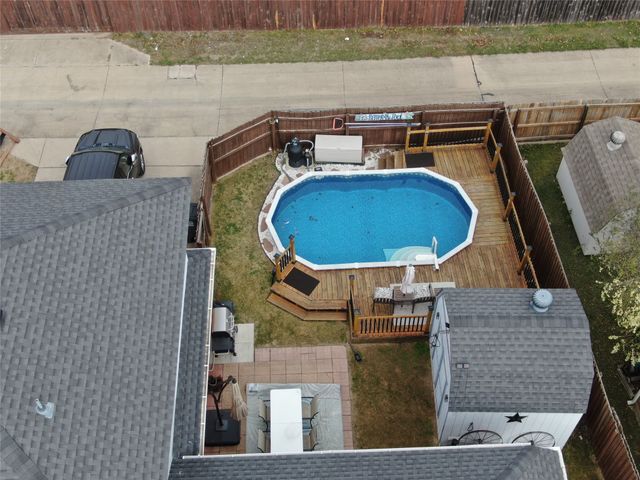 219 Garden Valley Lane, Red Oak, TX 75154