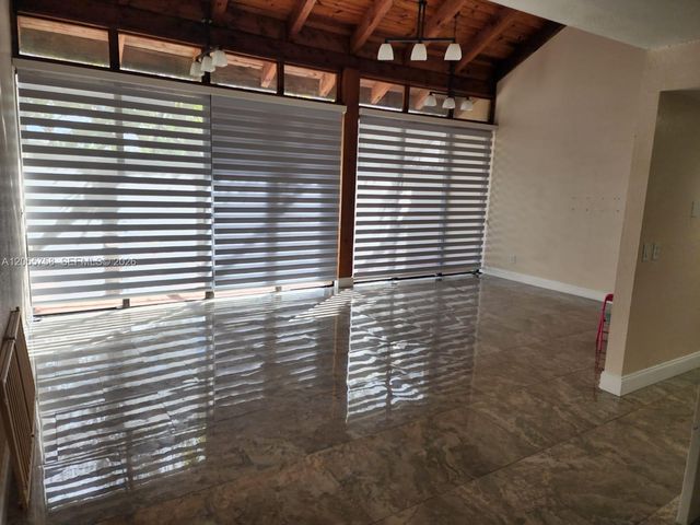11130 N Lakeview Drive 1, Pembroke Pines, FL 33026