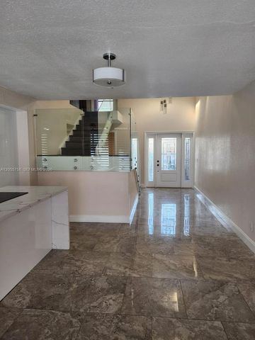 11130 N Lakeview Drive 1, Pembroke Pines, FL 33026