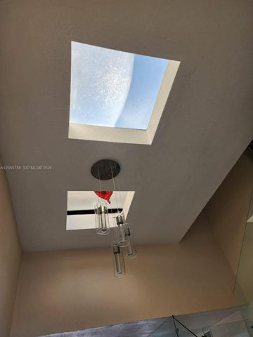 11130 N Lakeview Drive 1, Pembroke Pines, FL 33026