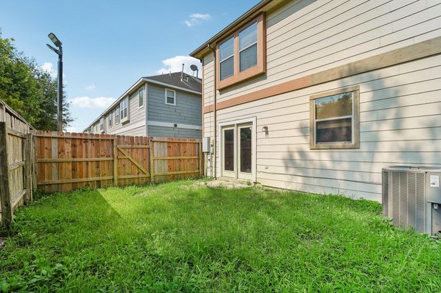 7907 Barnes Ridge Lane, Houston, TX 77072