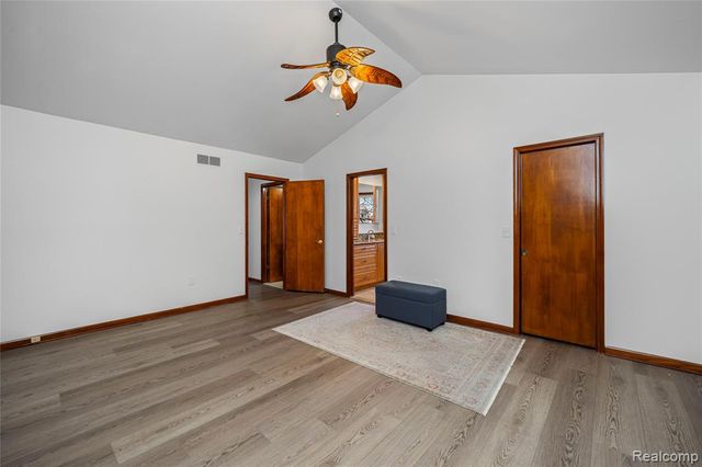 2411 Lassiter Drive, Rochester Hills, MI 48309