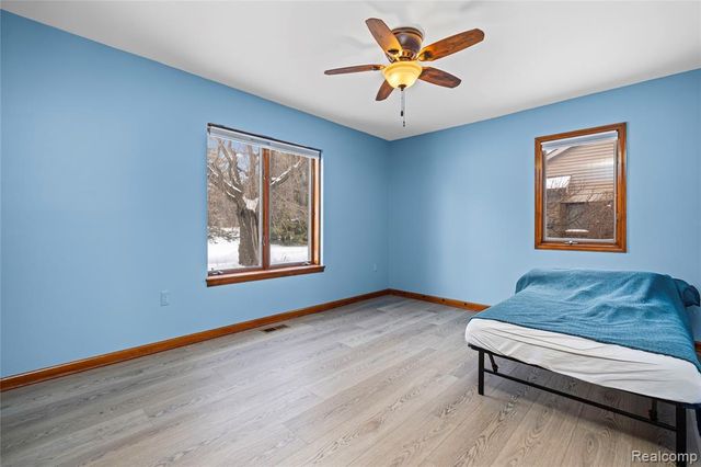 2411 Lassiter Drive, Rochester Hills, MI 48309