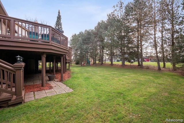 2411 Lassiter Drive, Rochester Hills, MI 48309